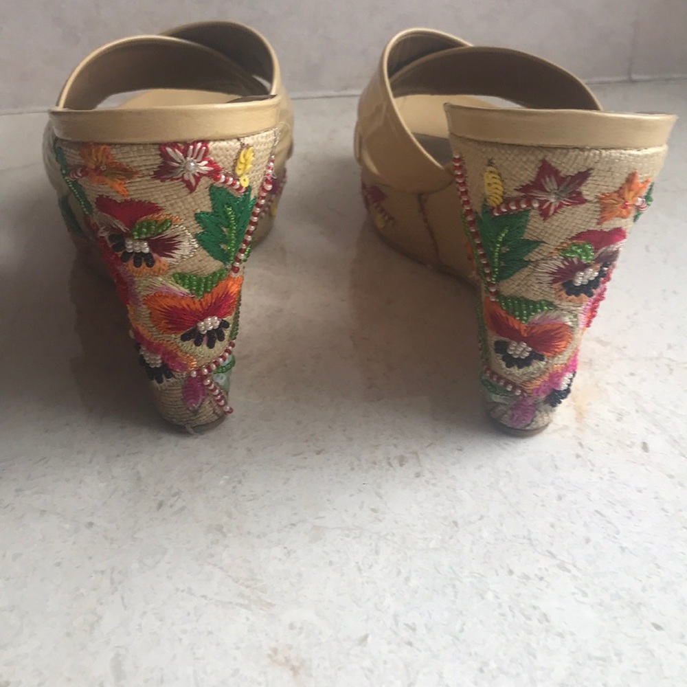 Wedges - Picture 7 of 8